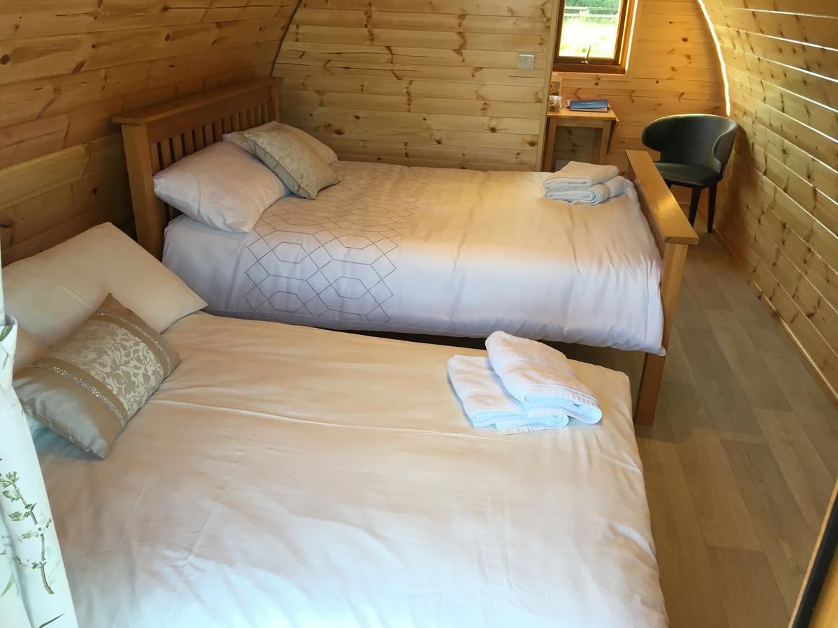 Шале Emlagh, Self Catering Glamping Pods Килки